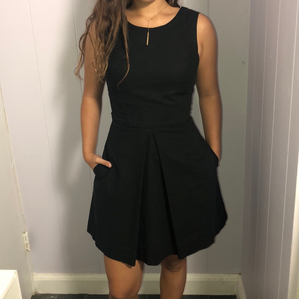 GAP A-line Pleated Dress. Size 0